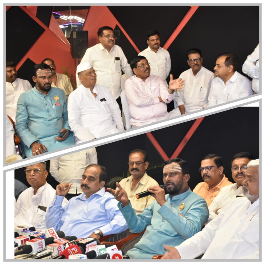 ಜಯ ಮೃತ್ಯುಂಜಯ ಸ್ವಾಮೀಜಿಗೆ  ಪಂಚಮಸಾಲಿ ಮುಖಂಡರಿಂದ ವಾರದ ಗಡುವು