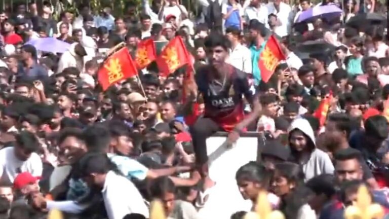 ಆರ್ ಸಿ ಬಿ ಗೆಲುವಿನ ಸಂಭ್ರಮಾಚರಣೆ ವೇಳೆ ಕಾಲ್ತುಳಿತಕ್ಕೆ ಹತ್ತು ಬಲಿ